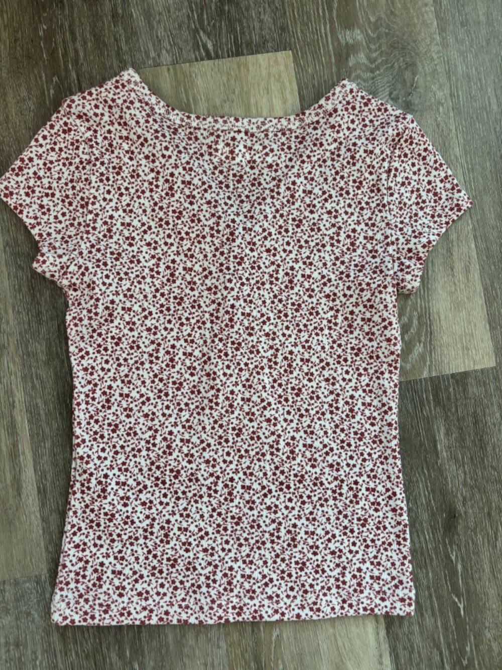 Abercrombie Kids V-Neck top - Picture 3 of 3